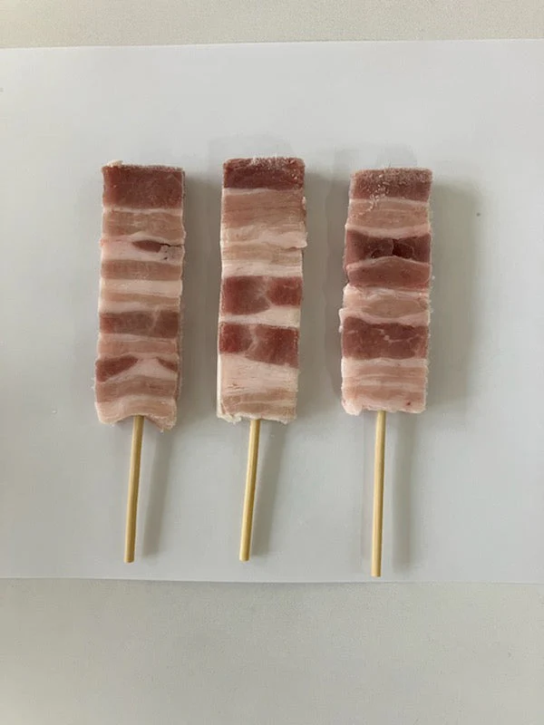 豚バラ串 60本セット(1.8kg)【1本あたり113円】肉 ギフト 送料無料 豚バラ串 豚バラ 業務用 冷凍 豚肉 お取り寄せ お取り寄せグルメ 北海道と沖縄を除き 【送料無料】
