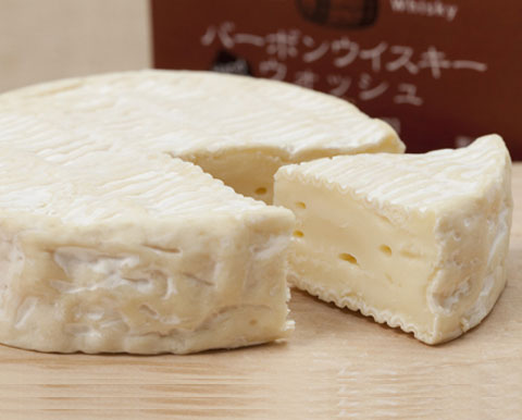 北海道名産品 北海道チーズ バーボンウイスキーウォッシュ(120g)×3
