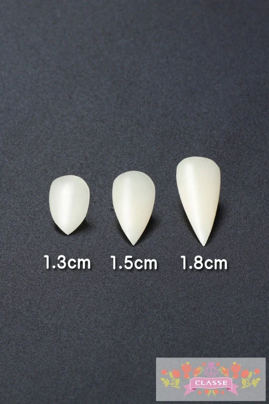 クラッセ 付け八重歯 【1.3cm】コスメ コスプレ