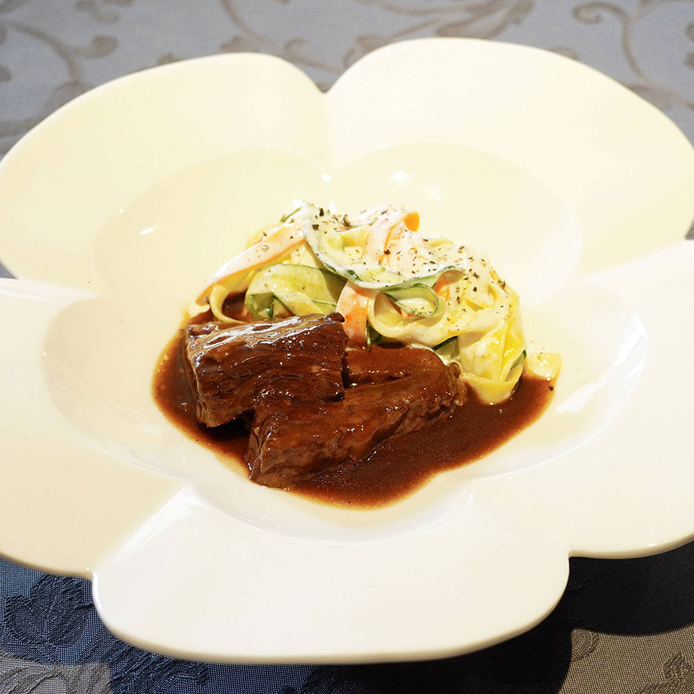 東京 御室 黒毛和牛ビーフシチュー 洋風惣菜 シチュー【送料込み】【二重包装不可】【お届け不可地域:離島】