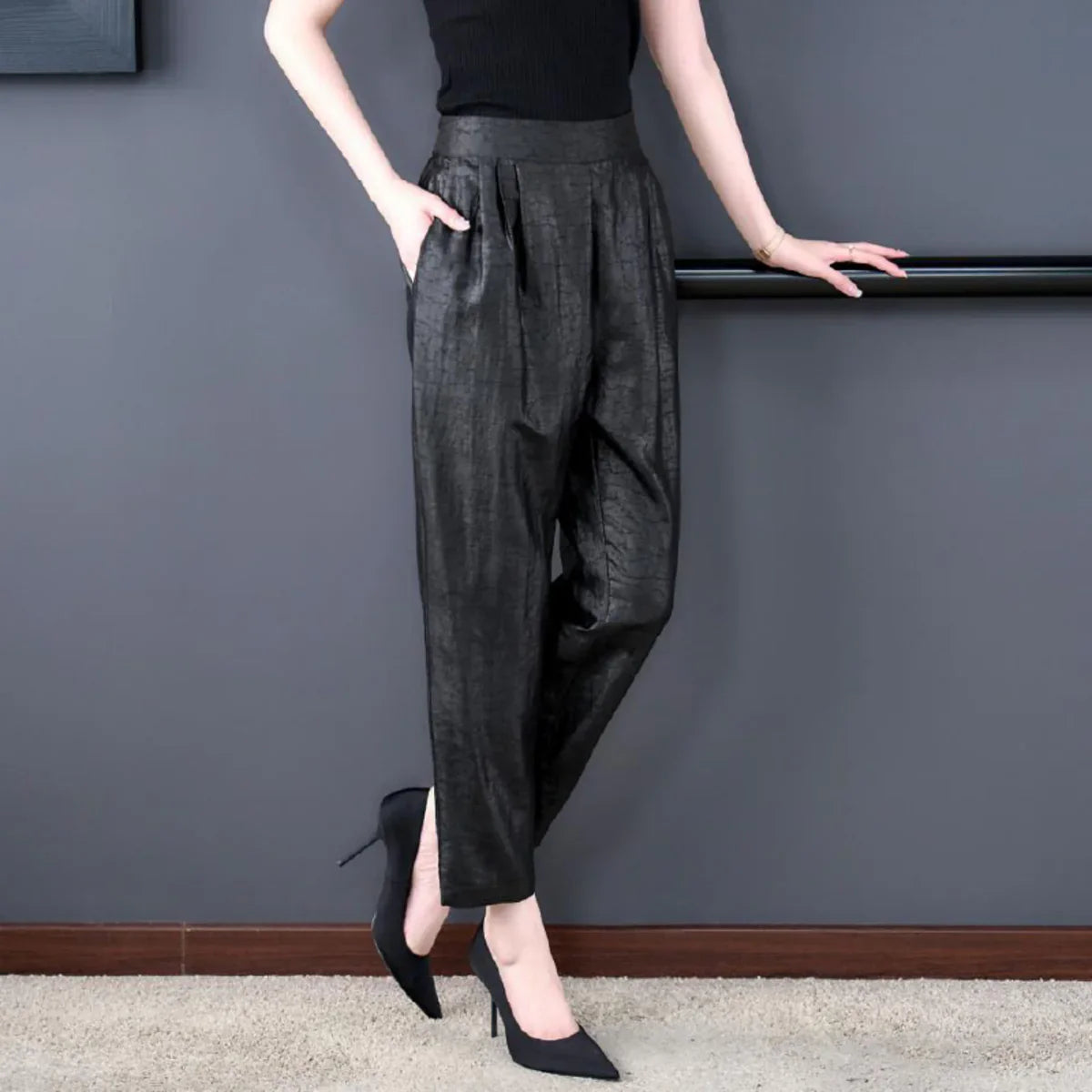 【L】テーパードパンツ シルク 光沢 レディース ズボン シルクパンツ 春 夏 秋 美脚 ロングパンツ  ロング 膝下 ひざ下  高見え 上品 高級感 オフィス OL 通勤 送料無料