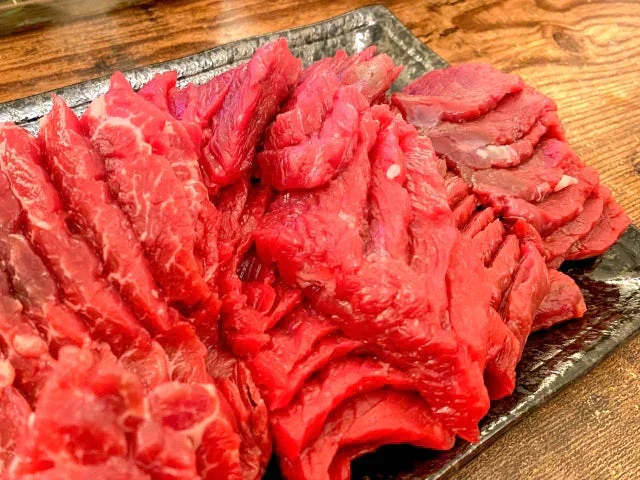 馬刺し赤身 1kg 熊本加工