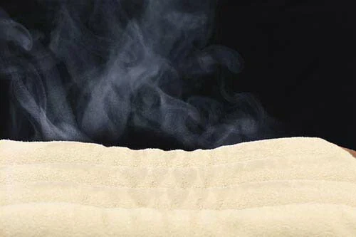 湯たんぽ レンジ対応 ぬくぬく 温かい あったか 温活 グッズ 蒸気 カイロ 秋冬 お湯不要 / Salofix ホット&スチームパッド フェイス用