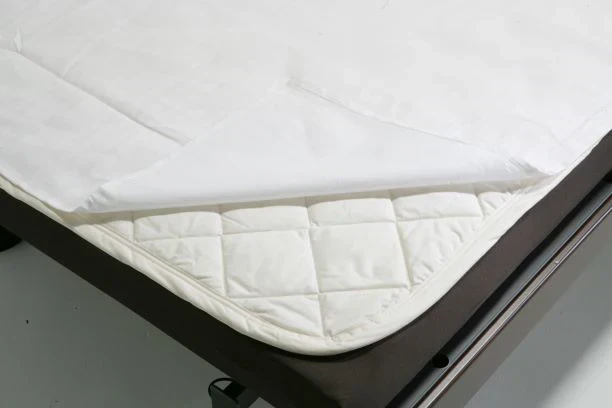 【処分品特価!】ダニサルベッドパッド 国産 敷きパッド 新品 シングルサイズ
