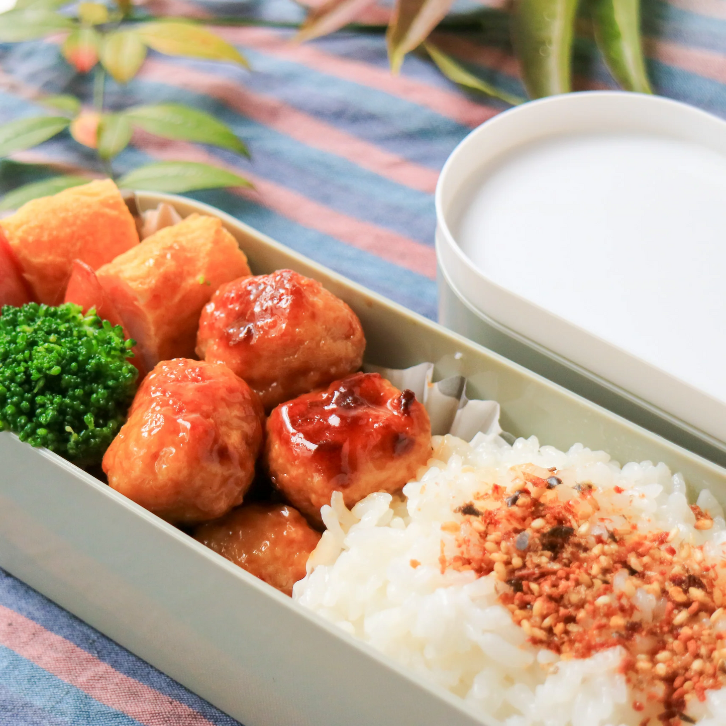 博多・華味鳥 つくね 1kg×2パック 鶏だんご 肉団子 にくだんご 冷凍 業務用 親鳥 ミートボール