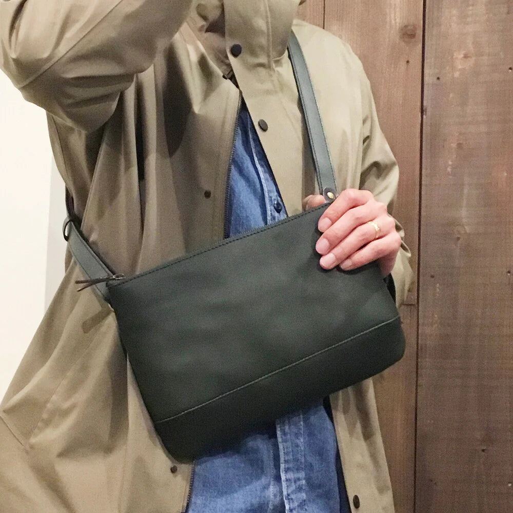 【alto.】スマートショルダーバッグ/サコッシュ(L)AKEB-3103(グリーン)【送料込み】【ひょうご・神戸オンライン物産展】