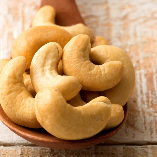 カシューナッツ 無塩 素焼き 500g  愛すべきナッツ 素焼きカシューナッツ 無塩 無添加 素焼き ロースト カシュー ナッツ ローストカシューナッツ おつまみ おやつ 訳あり 製菓・製パン材料