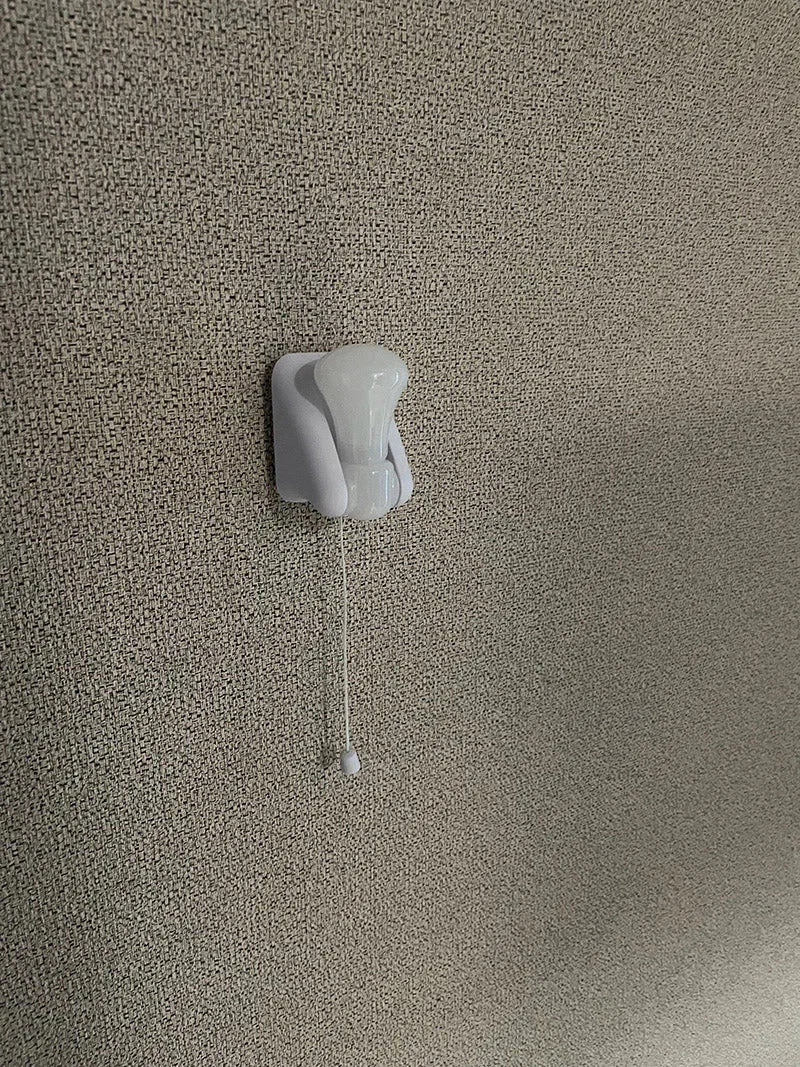 【2個組】停電時でも付く ライト LED 照明 電池式 単四電池3本 明るい 電気 クローゼット取り付け可 ベッド取り付け 隙間 スペース 電池式ひも引きライト