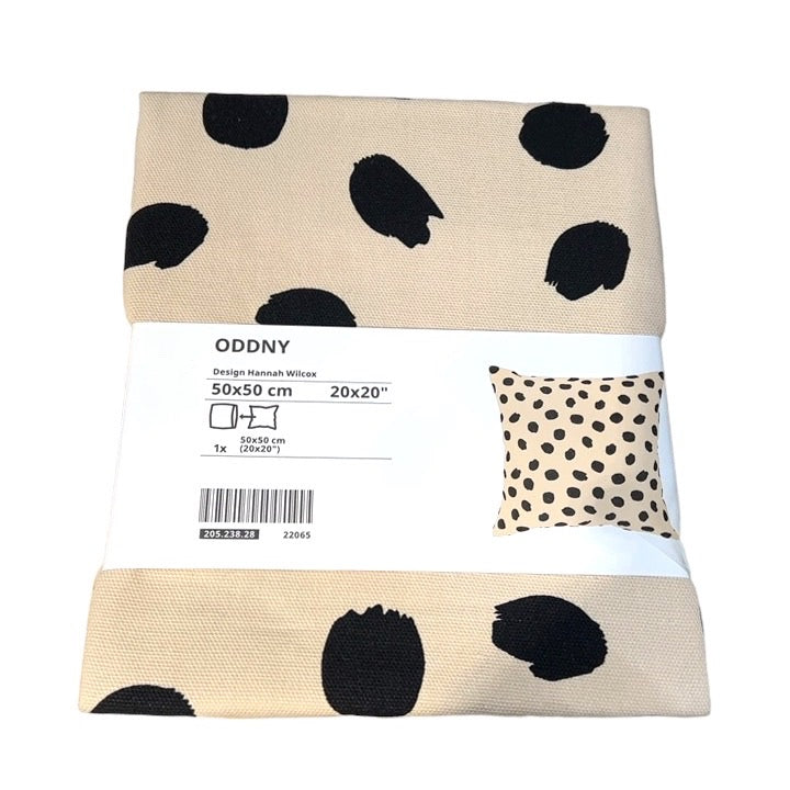 イケア ODDNY オッドニー クッションカバー 50x50cm オフホワイト/水玉模様 ブラック IKEA