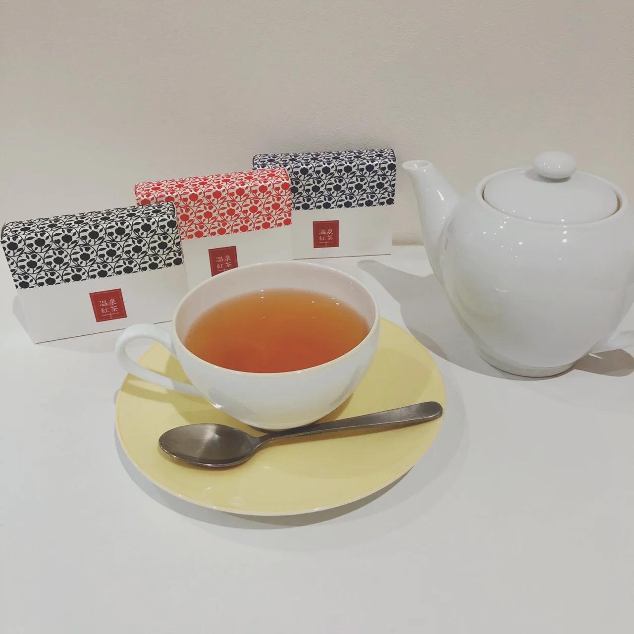 【送料無料】温泉紅茶ファーストフラッシュ ティーバッッグ2g×20個 和紅茶 国産紅茶 熊本県産 べにふうき茶葉100% 温泉水活用発酵 発酵食品 無糖 無添加