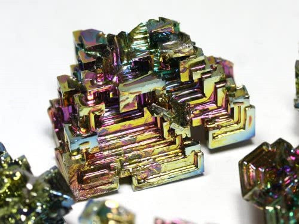 ビスマス結晶 レアメタル 200g 迷宮と階段 結晶 高品質 天国への階段