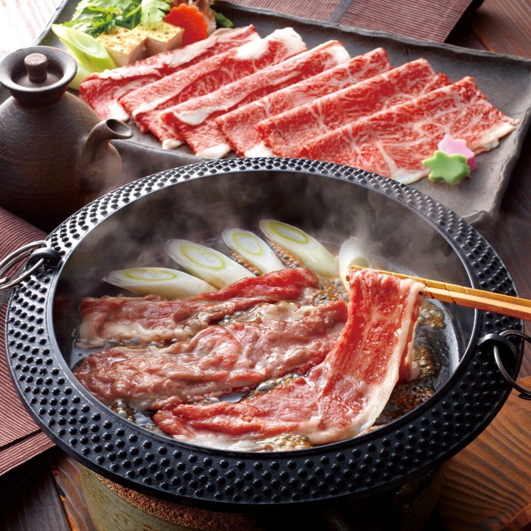 松阪牛 すきやき肉 松阪牛 ブランド牛 銘柄牛 すきやき肉 もも肉 すき焼き用 黒毛和牛 和牛 牛肉 赤身 サシ あっさり 鍋 冷凍 グルメ ギフト 贈り物 中元 歳暮 お取り寄せ 人気 おすすめ ランキング ※代引不可