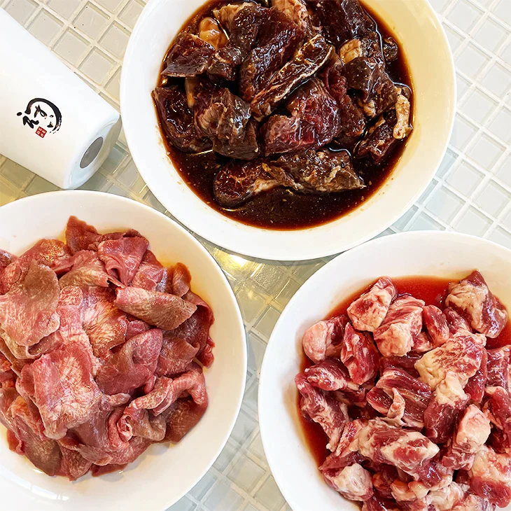 牛肉の焼肉セット 1.5kg たれ付き 1500g 牛ハラミ 牛タン 牛中落ちカルビの最強セット 社長自らが色々食べ比べてセレクト バーベキュー BBQ カルビ丼 牛肉 お肉 ペッパーランチ 冷凍
