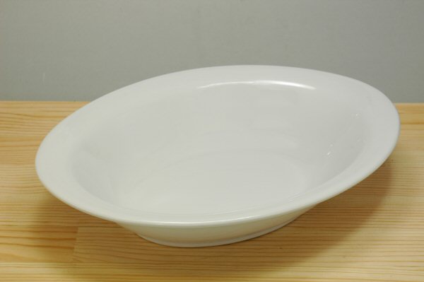 白玉渕丸9吋ベーカー 24cm 食器 磁器 白磁 ホワイト シンプル カレー皿 楕円深皿 強化 業務用 美濃焼 深皿 陶器のふる里 stockヤ