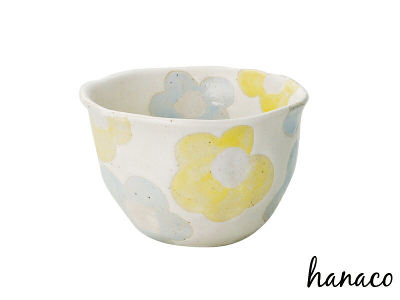hanaco碗ブルー 直径9.7cm ブルー×イエロー×アイボリー 黄色 水色 小鉢 深鉢 花 和食器 土物 陶土器 良質 国産 陶器のふる里 trysケ