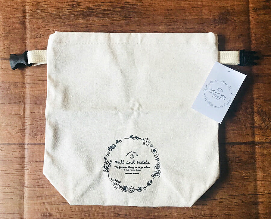 Hill and Fieldsランチバッグ 綿100% 幅30cm バックル 巾着 お弁当袋 シンプル ナチュラル BOTANICAL おしゃれ インスタ映え 国産 日本製 Hill&Fields 陶器のふる里 trysケ