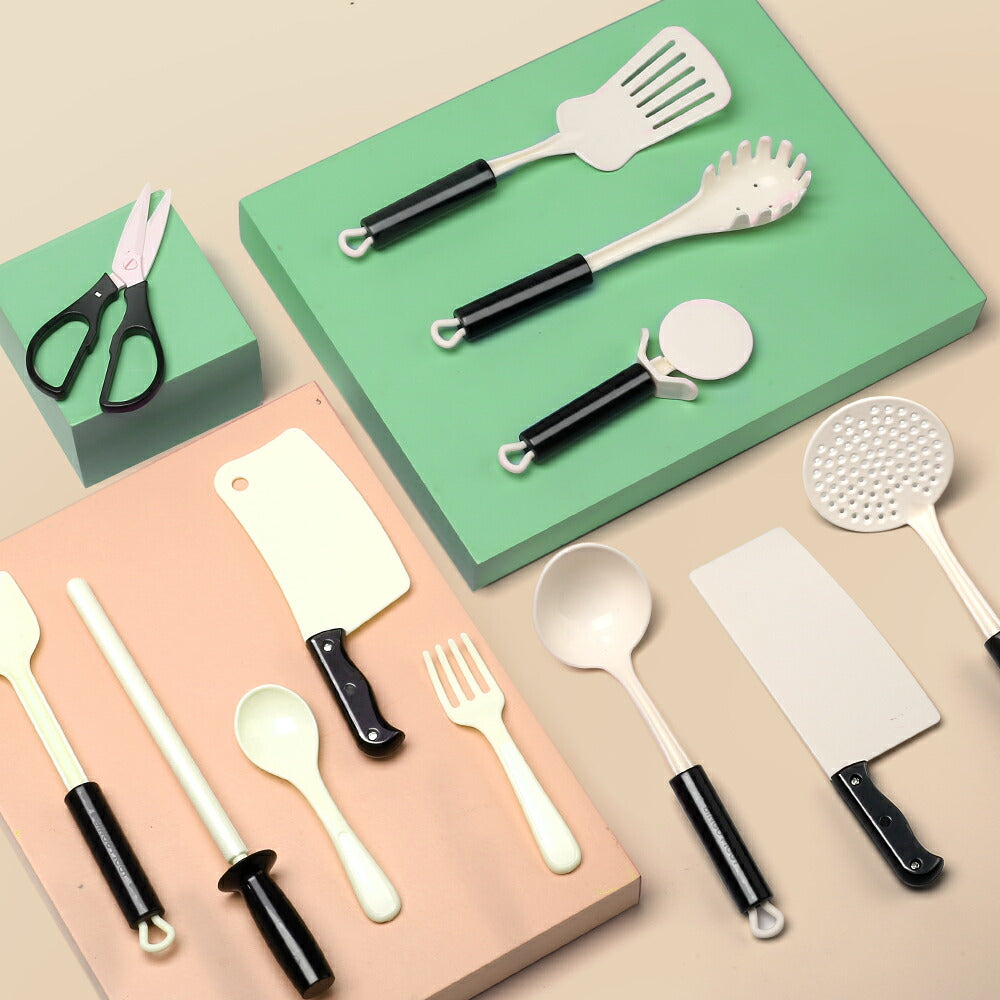 CuteStone おままごと キッチンセット IH調理器 リアル噴霧 贅沢食材 40点セット お買い物かご 室内遊び 室内ゲーム 白 お鍋 キッチン用具 収納ケース付き ごっこ遊び 台所 シミュレーション 知育玩具 男の子 女の子 入園祝い こどもの日 小学生 誕生日 プレゼント 送料無料