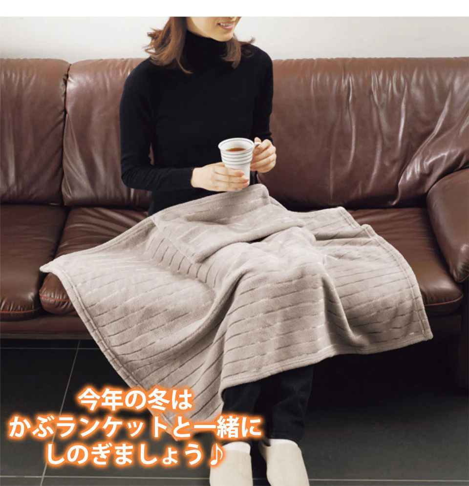 【かぶって使える！かわいいブランケット】 ブランケット あったか かわいい 肌触り抜群 ふわふわ フリース フード付き クッション 膝掛け かぶれる ひざ掛け 大判 冬 防寒 寒さ対策 暖かい おしゃれ かぶランケット