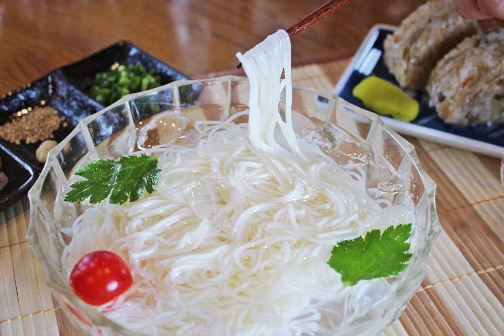 そうめん　素麺　お取り寄せ　熟成そうめん250g×4袋セット　たっぷり1キロ入り　つるつる食感　人気涼麺　お好みのめんつゆで　お試しグルメギフト