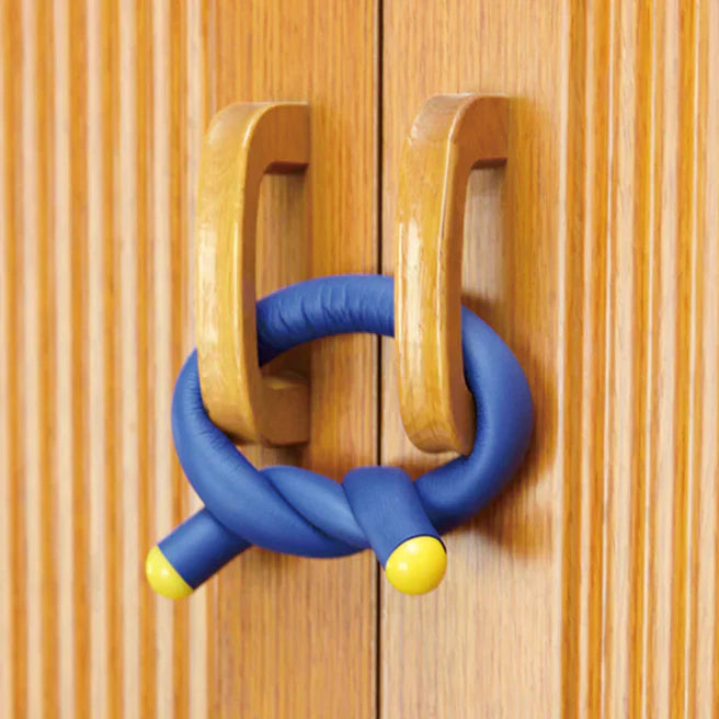 【レッド】くねくね曲がって 使い方無限大！ くねローゼ マルチバンド 多目的バンド 結束バンド/スマホスタンド/ゴミ袋フック 小島通商