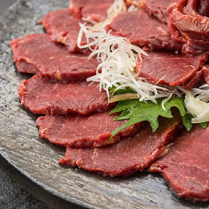 特選 すじみ馬刺し 1kg  刺身や刻んでユッケなどでおすすめです！ 馬刺 馬刺し ばさし