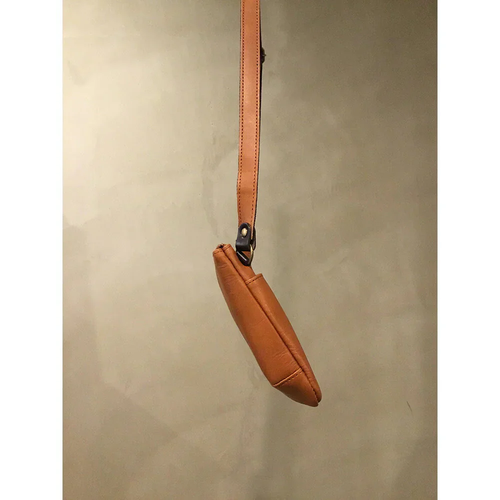 【alto.】スマートショルダーバッグ／サコッシュ（Ｓ）AKEB-3102（ブラウン）【送料込み】【ひょうご・神戸オンライン物産展】