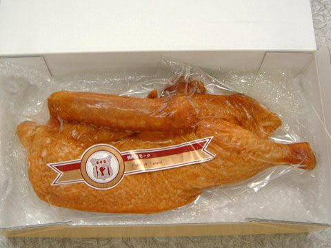 青森県名産品 バルバリー種　青森県産鴨ハーフスモーク(1/2羽燻製)約800g【お届け不可地域：沖縄・離島】