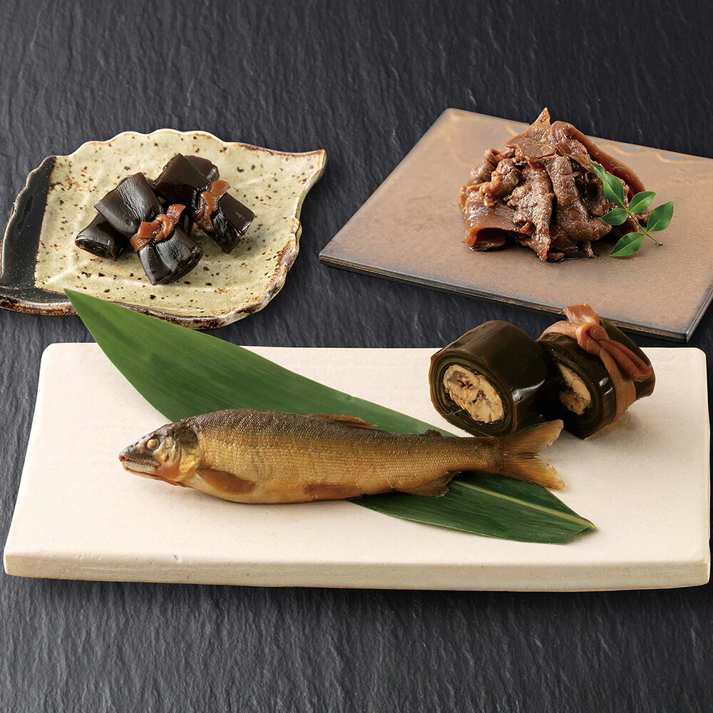 【終売】岐阜 創業明治10年 鵜舞屋 鵜舞屋昆布巻詰合せ 4種 詰め合わせ 昆布巻き 老舗 牛肉 しぐれ 鮎 姿煮【送料込み】