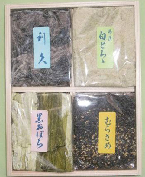 福井県特産品 おぼろ昆布 白とろろ、黒おぼろ、塩吹き昆布等４種詰合せ(W-4S)
