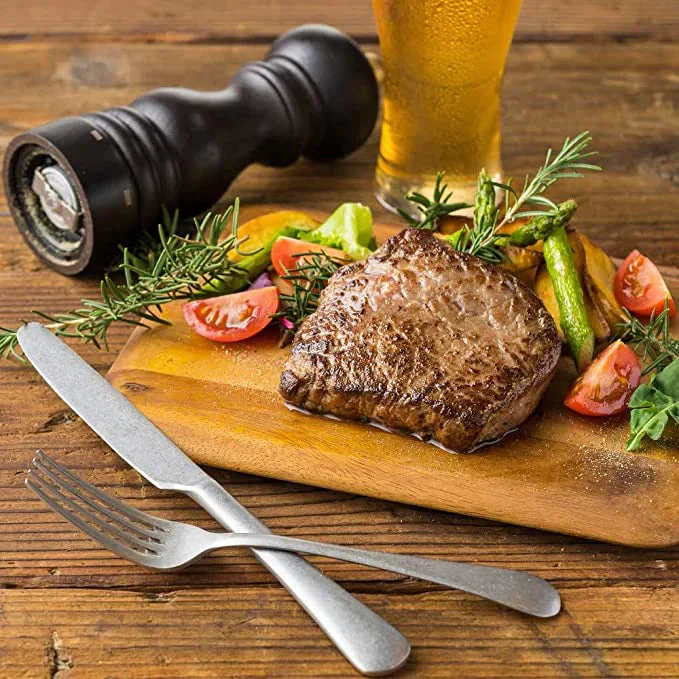 シャトーブリアン 500g （約3個から4個入り） 超厚切り2.5cm 牛肉 牛ヒレ肉（加工牛肉）ステーキ ヒレ フィレ