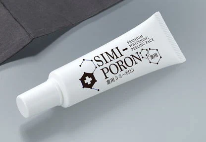 薬用シミーポロン【シミケア くすみ 黒ずみ 薬用ピーリング 吸着 シミ対策 肌荒れ対策 薬用美白パック 塗って１分】シミケア くすみ 黒ずみ 薬用ピーリングシミ対策 肌荒れ対策 パック塗って１分 シミケア くすみ 黒ずみ 薬用ピーリング 吸着 シミ対策 肌荒れ対策 薬用パック 薬用ピーリン　シミケア　くすみ　黒ずみ　気になる角質層の黒ずみ くすみが 消しゴムみたいにポロポロ 薬用ピーリングパックプラセンタ アラントイン 有効成分 ヒアルロン酸 コラーゲン