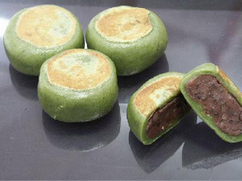 宮城県銘菓 「草餅（10個入り）」【送料込み】
