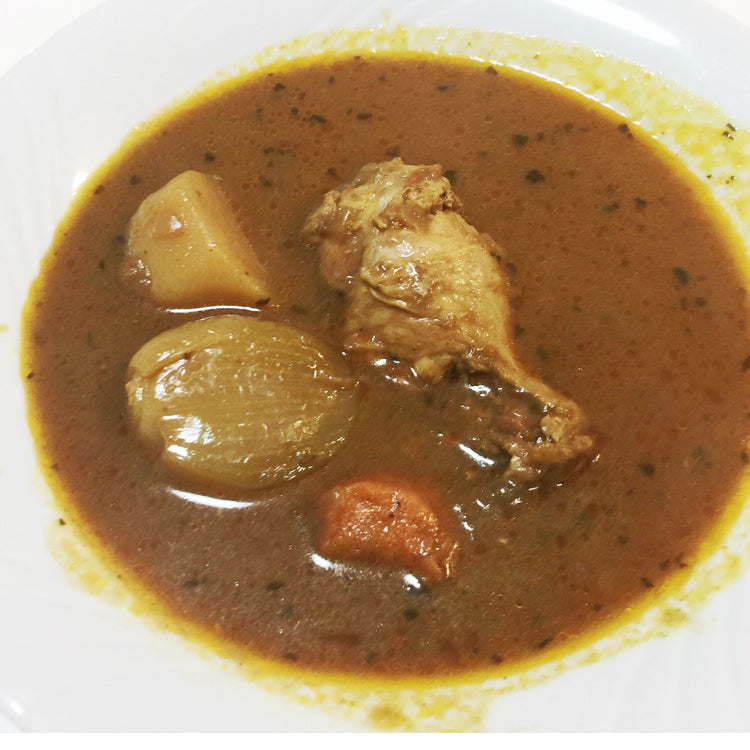 【超得ハイパーSALE】ゴロッと 玉ねぎ と骨付き チキン の スープカレー【2人前 260g×２袋】富良野市場/ネコポス