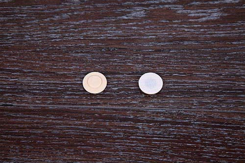 爽快マグ付き腰枕ＤＸ [ 腰 腰用 腰専用 枕 まくら 腰痛 血行促進 コリ こり緩和 疲労回復 冷え性 磁石 マグネット ネオジム磁石 プレゼント ギフト 贈り物 敬老の日 父の日 母の日 誕生日 送料無料 ]