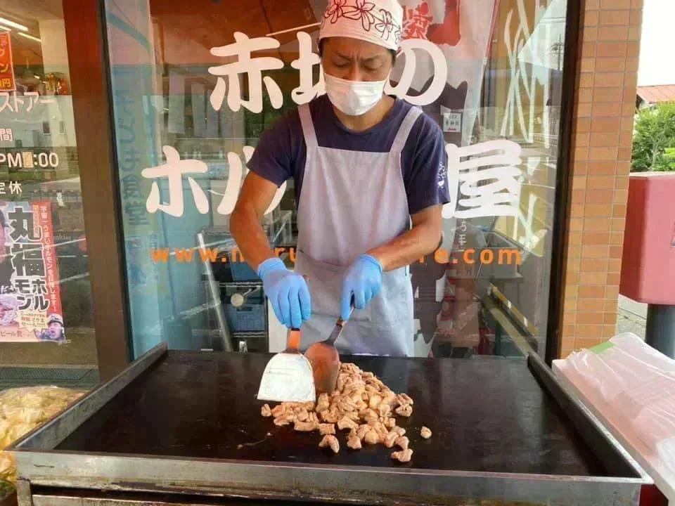 【みんなでシェア】「丸福ホルモン」をお得にまとめ買いして、みんなでハッピー！赤城名物！丸福ホルモン6袋セット(しょうゆ3袋&うま塩ペッパー3袋)各200g入　賞味期限180日(冷凍商品)