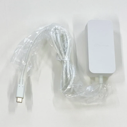 新古品【ドコモ AC06 タイプＣ 充電器 当店保証付き 】海外併用可能 純正 急速 アンドロイド docomo ACアダプター 純正 (AHD39051)