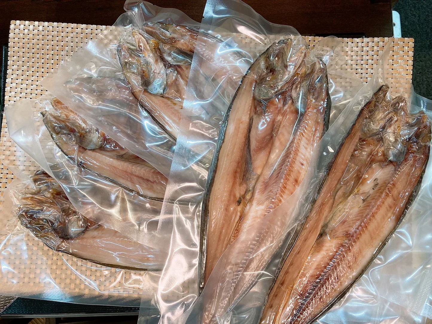 【旨みたっぷり 礼文の訳あり真ホッケ】北海道 礼文産 真ホッケ 1匹280g~ 干物 札幌中央卸売市場の商品をお届け！ (5枚)