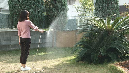 【10m】ステンレスコイルホース ステンレスホース べたつかない 絡まらない 5m 軽量タイプ 錆びない 園芸 ガーデン ガーデニング 散水 水まき 水やり
