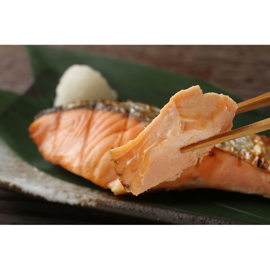 三協水産 北海道日高沖 新巻鮭 姿 切身 1.5kg 鮭 サケ さけ【送料込み】