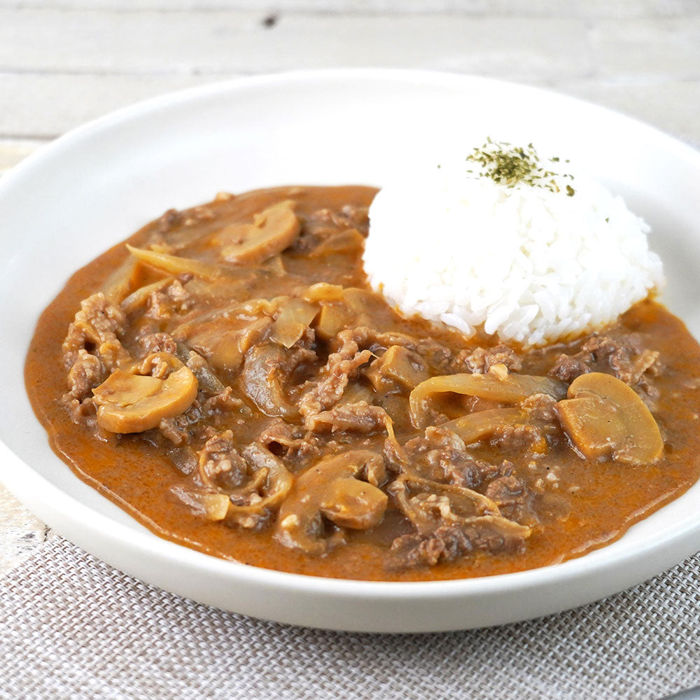 料理研究家 新田増穂 あっさりビーフストロガノフ カレー【送料込み】【二重包装不可】【お届け不可地域：離島】