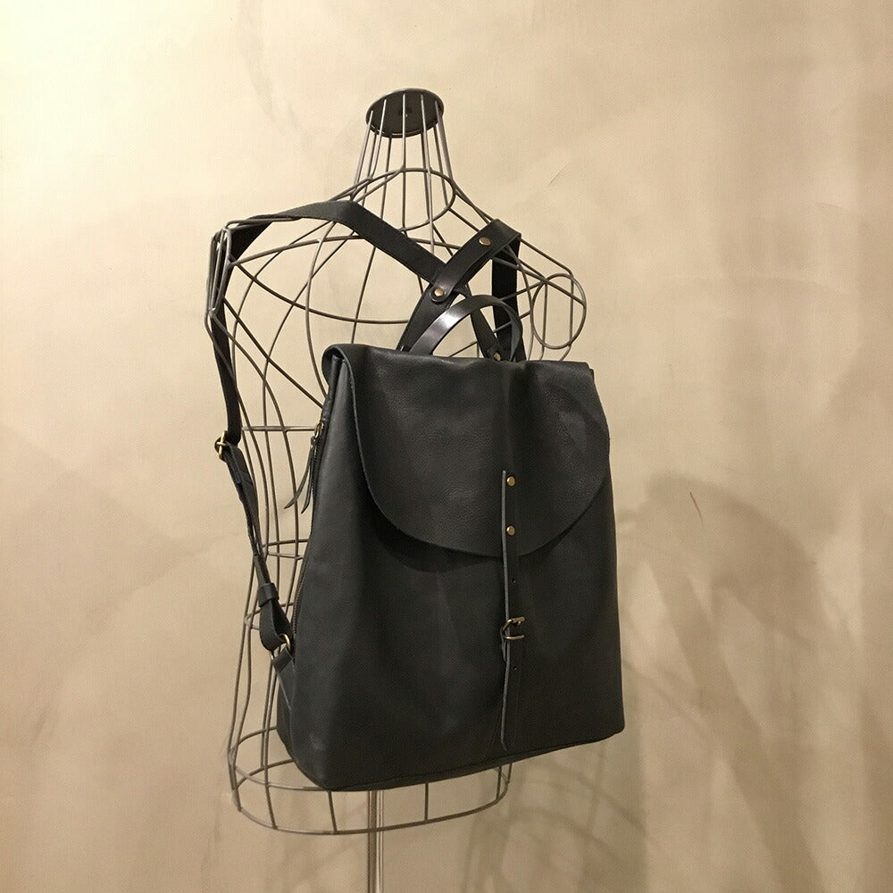 【3人シェア買いでお得】alto. フラップリュック Ｌ AMSB-1700 ブラック