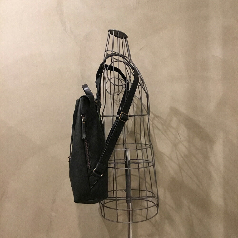 【3人シェア買いでお得】alto. フラップリュック Ｌ AMSB-1700 ブラック