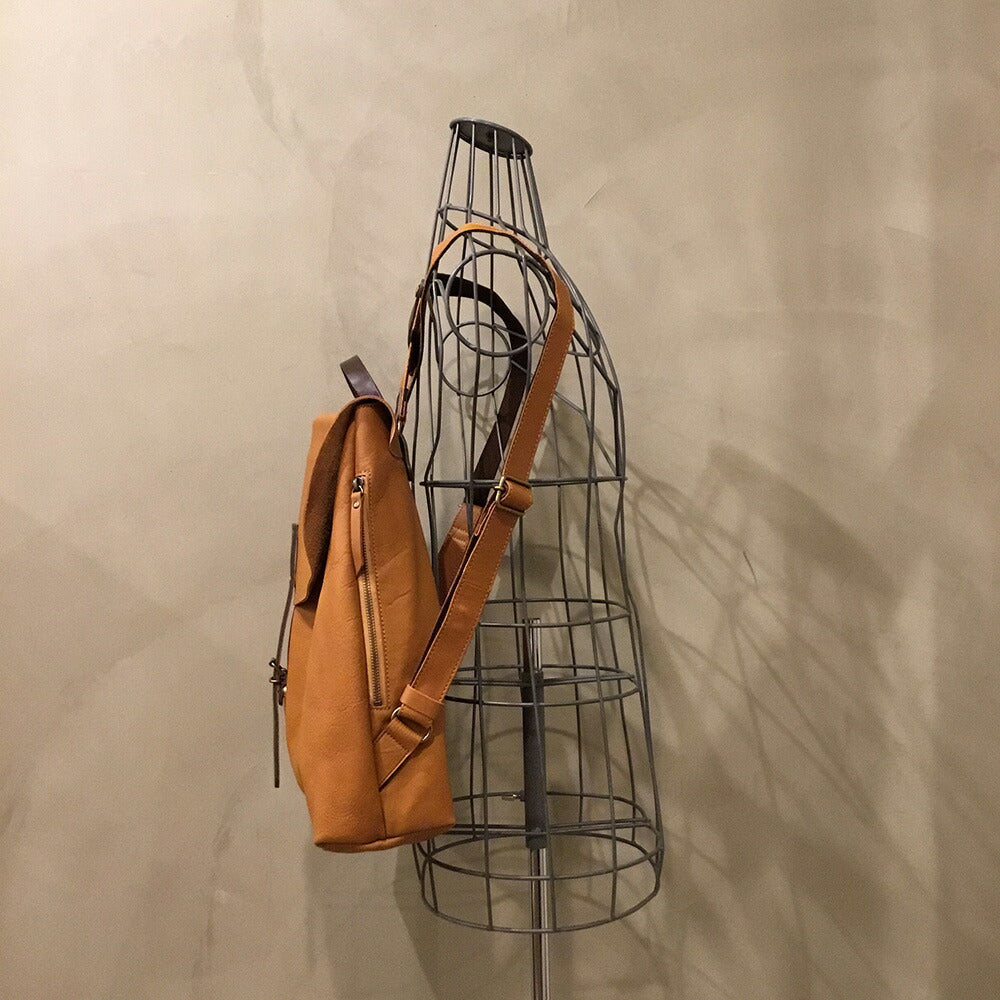 【3人シェア買いでお得】alto. フラップリュック Ｌ AMSB-1700 キャメル