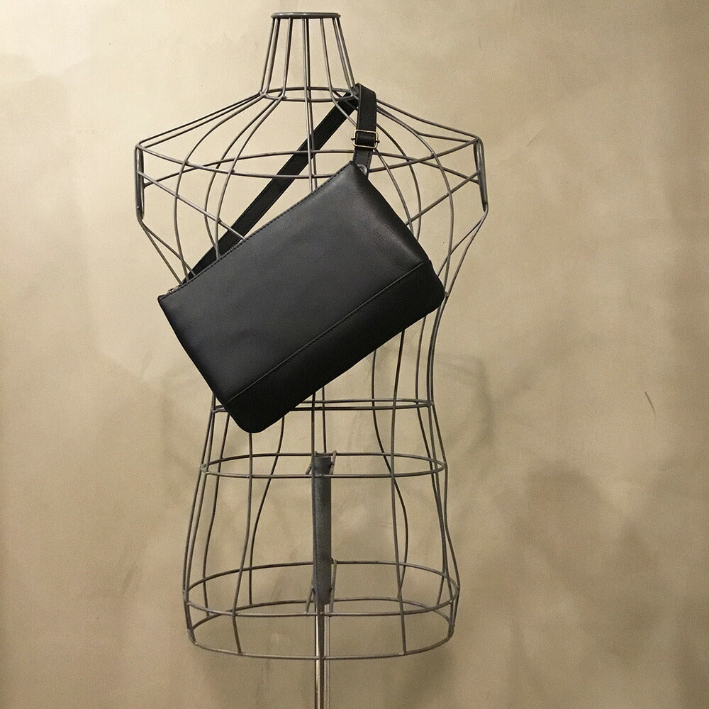 【3人シェア買いでお得】【alto.】スマートショルダーバッグ／サコッシュ（Ｓ）AKEB-3102（ブラック）