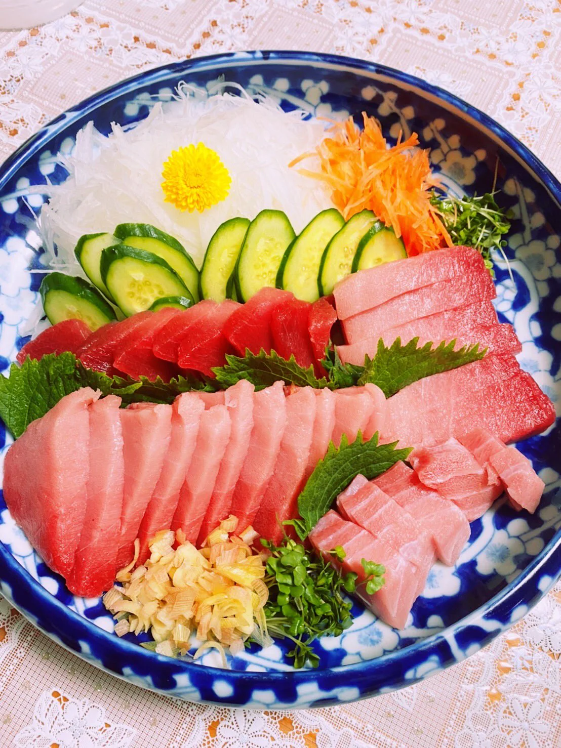 お任せマグロセット　赤身1サク&中トロ1サクの2サクセット　お刺身