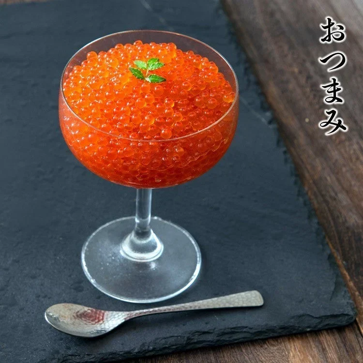 いくら 醤油漬け 250g×4パック 計1kg 粒は小さいけど味は抜群！ サーモン トラウト イクラ 丼 軍艦 手巻き寿司 ちらし寿司 送料無料 冷凍便 お取り寄せグルメ 食品 ギフト