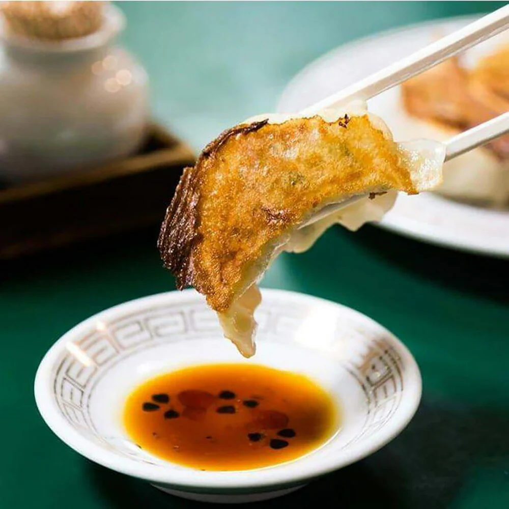 おけ以の餃子ギフトボックスさくら(40個入)【送料込み】【お届け不可地域：沖縄・離島】