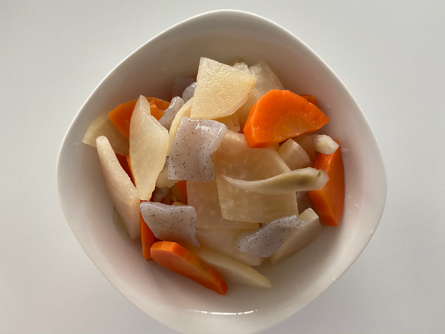【超便利】下茹で済み！国産野菜の豚汁具材　水煮品【300g×20袋】
