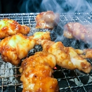 九州産 黒毛和牛 ミックスホルモン 1kg（500g×2パック）