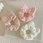 (ホワイト)ヘアゴム シュシュ フワフワ 猫耳 フェイクファー ネコ耳 ふわふわ ヘアアクセサリー 髪飾り こども ホワイト おしゃれ